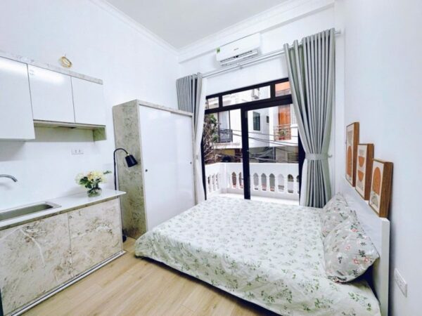 Bán nhà Giáp Nhất, Thanh Xuân, DT 53m2 x 5 tầng, Mt 3m, 13.7 tỷ, Thang máy, Có sổ