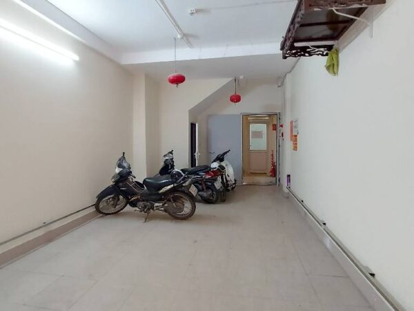 Alternative view of Bán tòa nhà CCMN Chính Kinh, Thanh Xuân – 6 tầng 10 phòng – 40tr/th – ngõ đẹp