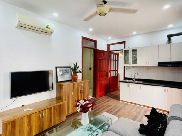 Căn hộ chung cư mini Thượng Đình Thanh Xuân 50m2 2PN ô tô đỗ cửa gần Royal City