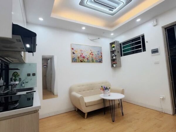 Alternative view of Bán căn hộ chung cư mini La Thành Đống Đa 37m2 1PN, nội thất đẹp, ở ngay