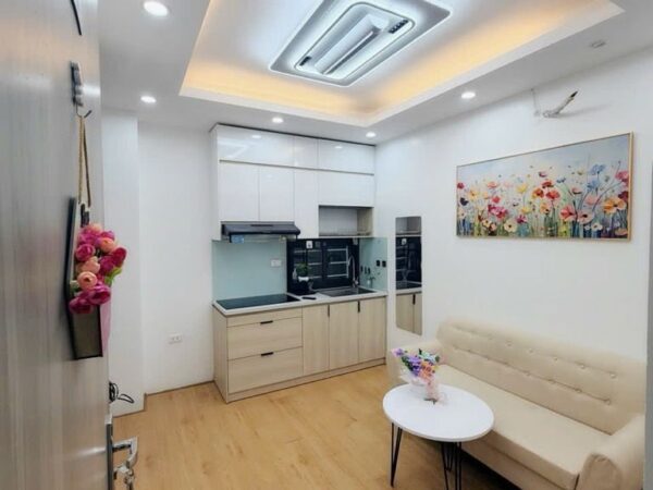 Căn hộ chung cư mini La Thành Đống Đa 37m2 1PN, nội thất đẹp, ở ngay