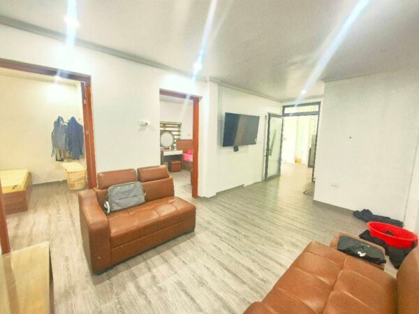 Bán căn hộ chung cư mini Nguyễn Trãi Thanh Xuân 48m2 2PN lô góc, ô tô đỗ cửa